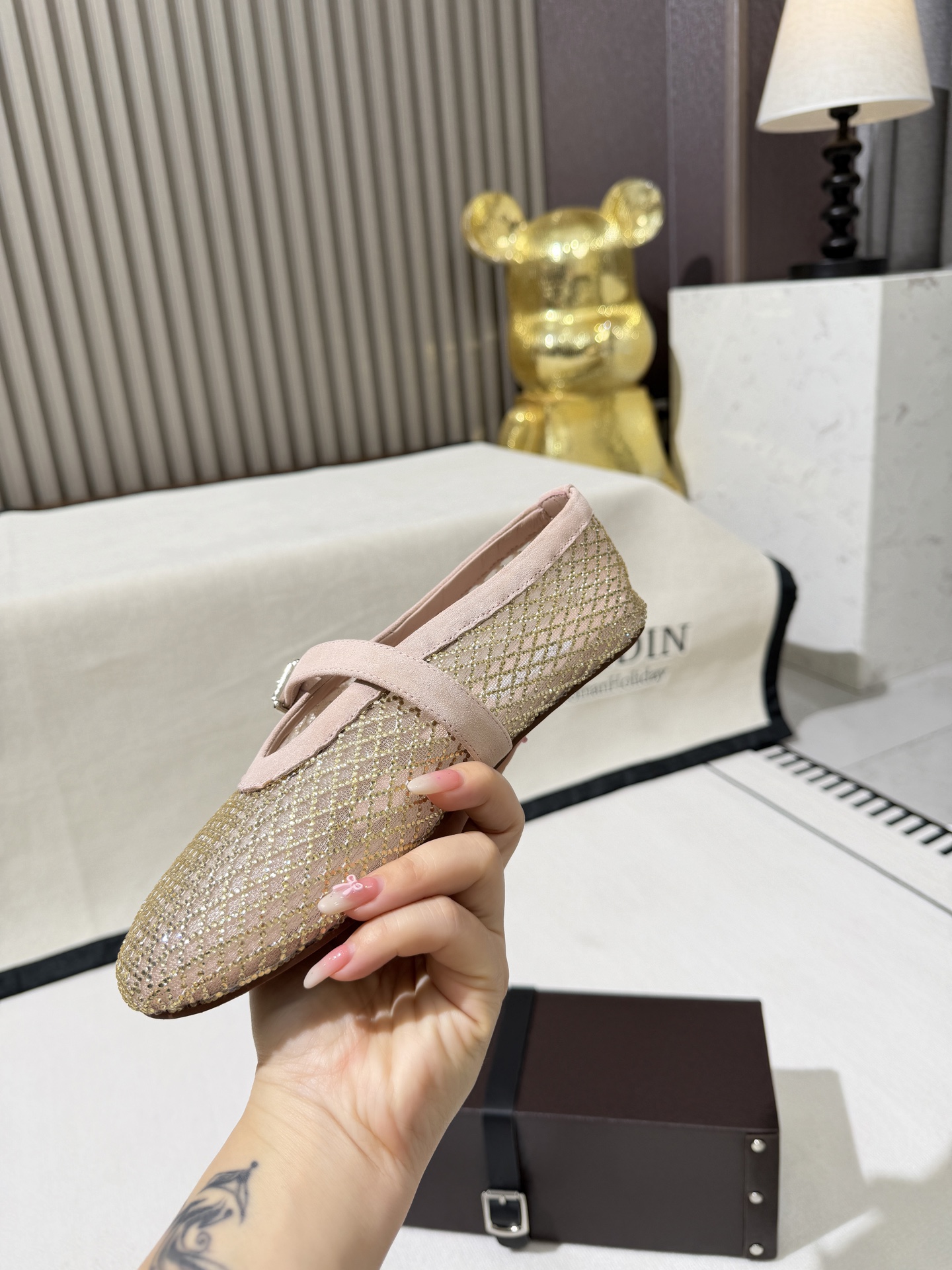 Women's high heels
